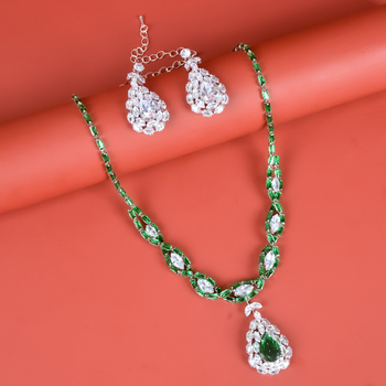 Set nakita: Ogrlica i naušnice s kapljicom vode, bakar, Zircon uložak, Rhinestone privjesak, uvijeni lanac, motiv sazviježđa