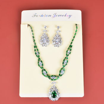 Set nakita: Ogrlica i naušnice s kapljicom vode, bakar, Zircon uložak, Rhinestone privjesak, uvijeni lanac, motiv sazviježđa