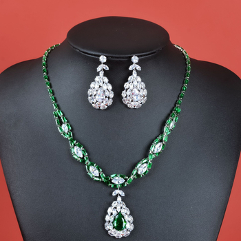 Set nakita: Ogrlica i naušnice s kapljicom vode, bakar, Zircon uložak, Rhinestone privjesak, uvijeni lanac, motiv sazviježđa