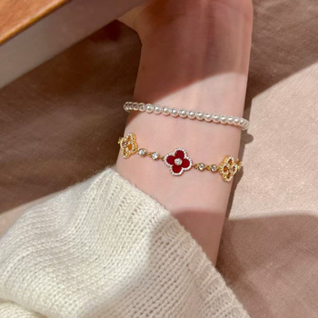 Set de bijuterii: trifoi cu patru foi cu carneolian, colier, cercei și brățară; argint 925, placare electrolitică, lanț regulat; model plante și flori; stil lux ușor