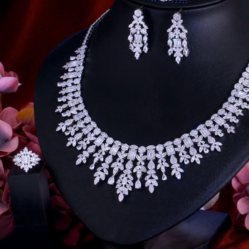 Bakreni nakit s cirkonom, četverodijelni set: naušnice, ogrlica, narukvica, prsten; uzorci: srce, kapljica, zvono; stil: svježe i slatko