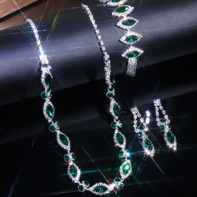 Trodijelni set: ogrlica i naušnice; materijal: bakar; privjesak s rhinestones; lanac u obliku slova O; kineski stil; književno retro