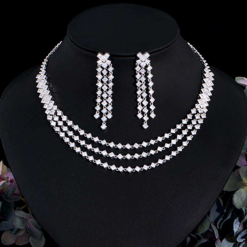 Set nakita: višeslojni lanac i naušnice, bakar, privjesak cirkon, bambus lanac, uzorci Ljubav / Kap vode / Zvončić, elektropliranje