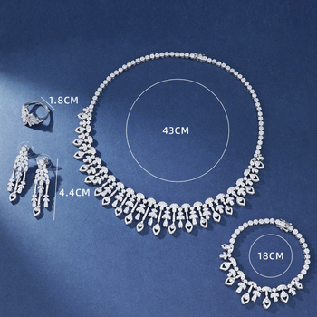 Set nakita: naušnice + ogrlica + dodaci za ruku; bakar, elektropliranje, vijčasti lanac, privjesak s miješanim kamenjem