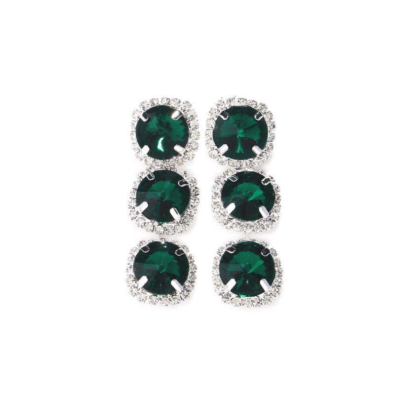 Strasszköves ékszerszett: nyaklánc és fülbevaló, elektroplakált felület, egyszerű stílus