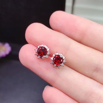 Set natural Mozambic garnet cu argint 925 – cercei și brățară, încrustate, design simplu și elegant