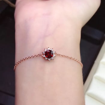 Set natural Mozambic garnet cu argint 925 – cercei și brățară, încrustate, design simplu și elegant