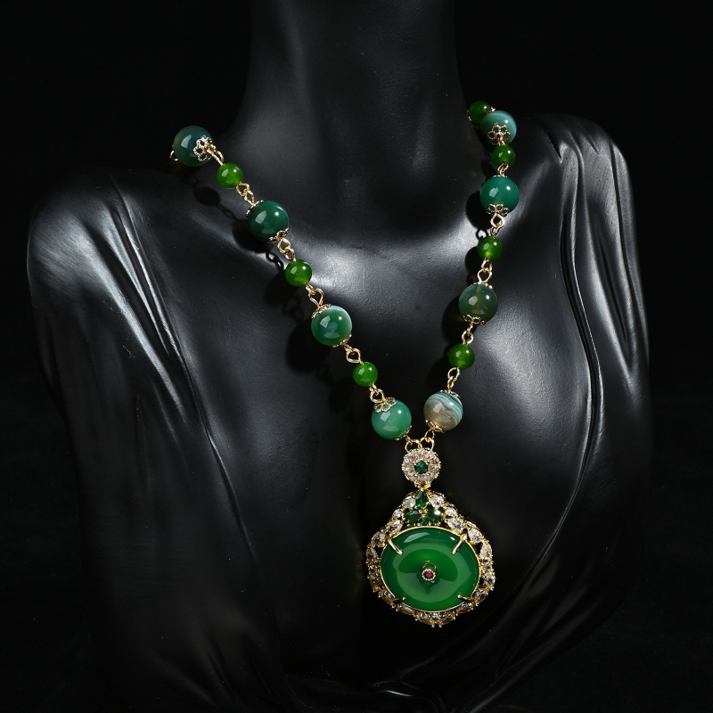 Ogrlica s privjeskom od prirodnog kamena, elektroplatiranje, višeslojni dizajn, običan lanac, duljina 31-40 cm