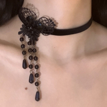 Halloween ogrlica u gotičkom Lolita stilu s čipkom, leptir-perlama i resicama, Bowknot lanac (Materijal: lažna perla; Ručna izrada; Oblik: Bowknot; Opseg: 31–40 cm)