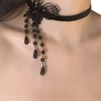 Halloween ogrlica u gotičkom Lolita stilu s čipkom, leptir-perlama i resicama, Bowknot lanac (Materijal: lažna perla; Ručna izrada; Oblik: Bowknot; Opseg: 31–40 cm)