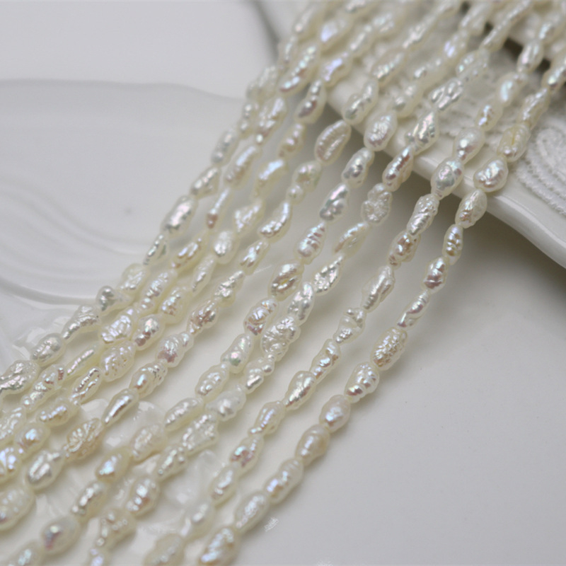 Taaskasutatud erilise kujuga mageveepärlid, tuumikuta, barokk stiilis, sobivad kaelakeedeks ja käevõrudeks