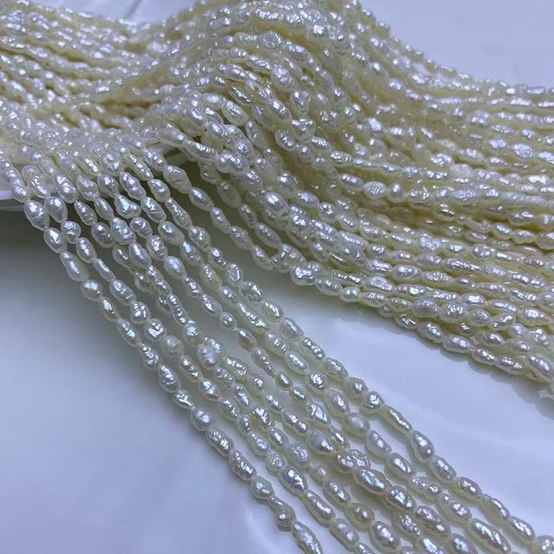 Taaskasutatud erilise kujuga mageveepärlid, tuumikuta, barokk stiilis, sobivad kaelakeedeks ja käevõrudeks