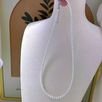 Κολιέ από μαργαριτάρια γλυκού νερού, σχεδόν στρογγυλά, από ασήμι 925, κομψό και ευέλικτο