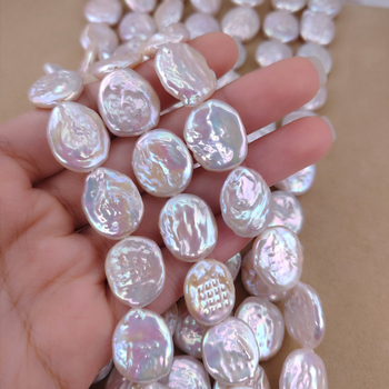 Kaelakee Oval Coin Baroque Pearl, Naked Stone stiil, mageveepärlid, County Jade, Talv 2021