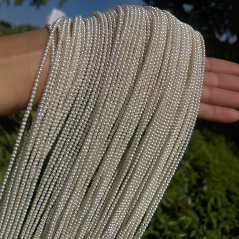 Ogrlica s biserima sladkovodnim, savršen krug, srebro 925, prirodni stil, ljeto 2025