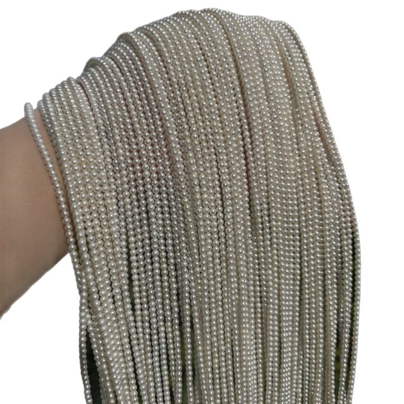 Ogrlica s biserima sladkovodnim, savršen krug, srebro 925, prirodni stil, ljeto 2025