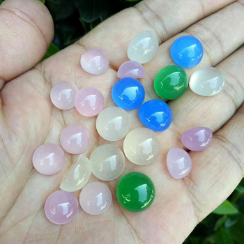 Ovalni cabochon od chalcedona, ledeno proziran i višebojan, prirodni kamen, za prsten