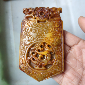 Pandantiv Xiuyu Jade cu dragon, formă geometrică, finisaj polizat, material natural, stil retro