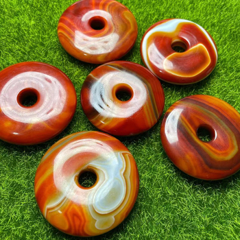 Agaāts ar Ping An sprādzi — juvelierizstrādājumu komplekts, 2023. gada pavasaris