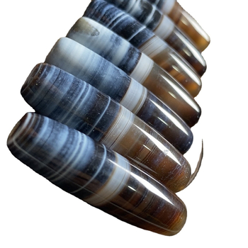 Dabas zīda ahāta kulons ar pūķa motīvu – brīvās pērlītes, amatnieka dāvana Xiaoguo Agate