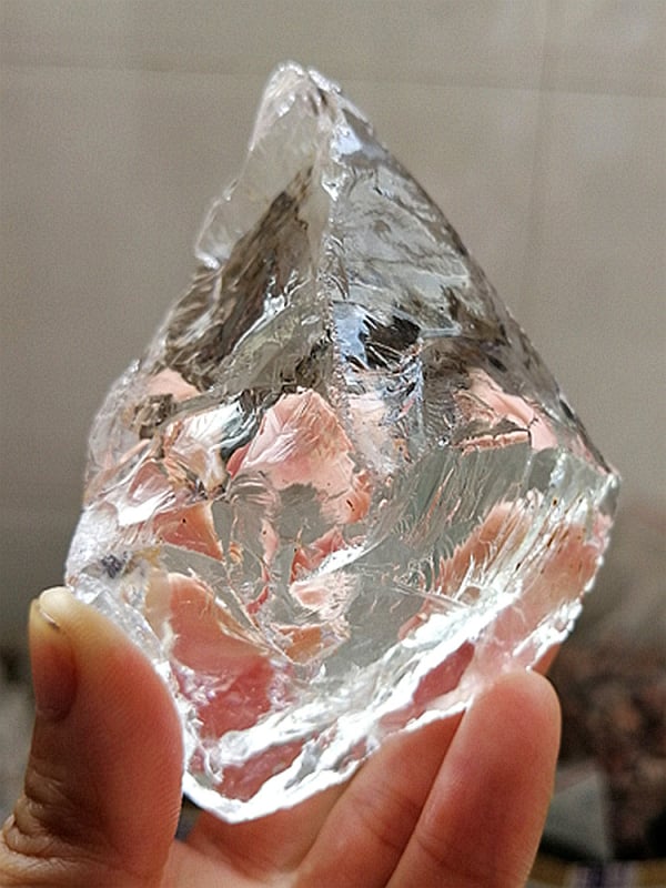 Kristalni kamen za rezbarenje — Prirodni kristal, Poliranje, Prirodni materijal, Geometrijski tip, Pogodan za dar