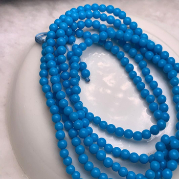 Neapstrādātu akmens krelles ķēde – jade tips 20213, izlaidums vasarā 2024