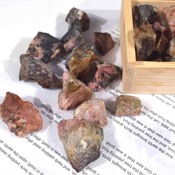 Rosepyroxene Piatră Difuzor Aromaterapie, Calcedonie Naturală, Claritate si1, Cu Formă, Personalizare Procesare