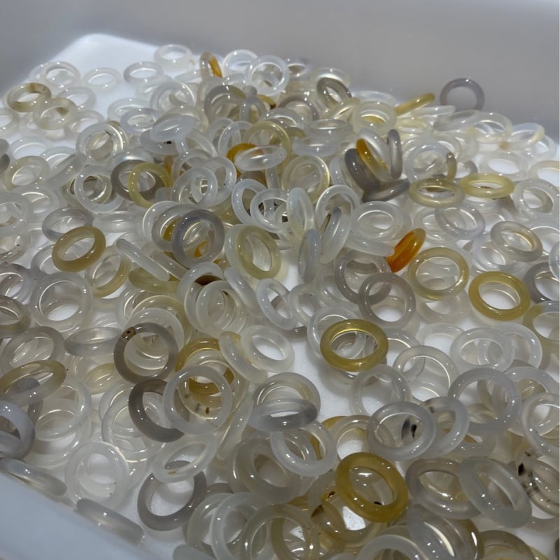 Δαχτυλίδι από αχάτη χαλκετονίτη, μοντέλο Bayu, σκέτος λίθος, ακατέργαστος λίθος, χωρίς πιστοποιητικό εκτίμησης