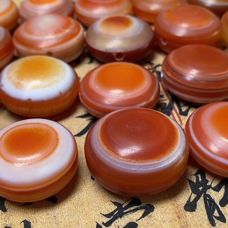 Ahāta acs kulons - tīģera raksts (neapstrādāts akmens, Bayu, Liaoning)