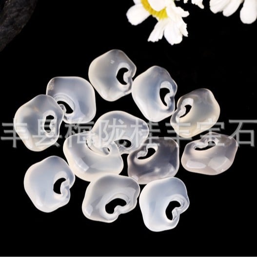 Ruyi kulons no agāta, dabiskais chalcedonīts, nepārstrādāts akmens DIY rotaslietām