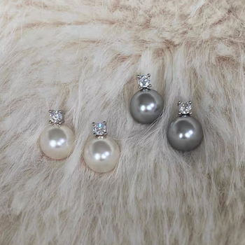 Nove klasične svjetleće dijamantne biserne naušnice, lagani luksuz dizajn, elegantne i svestrane