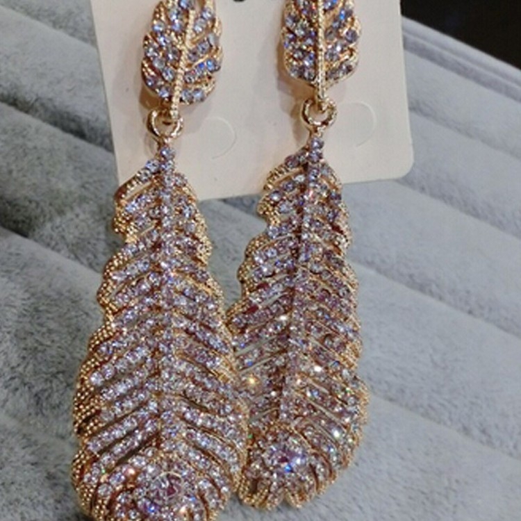 Ženske naušnice od legure - jednostavan stil, LG, proljeće 2025