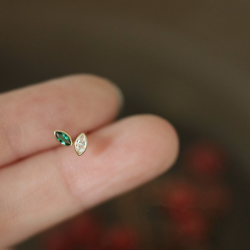 Geometrijske naušnice, 925 srebro, pozlaćene 14K zlatom, elektroplatiniranje, za žene (Materijal: 925 srebro; Premaz: 14K zlato; Obrada: elektroplatiniranje; Dizajn: Geometrijski; Za: žene)