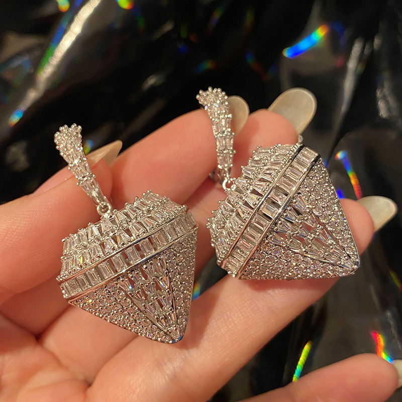 Gadot cercei pentru femei – cupru, formă animale/zodie, electroplacare, stil elegant