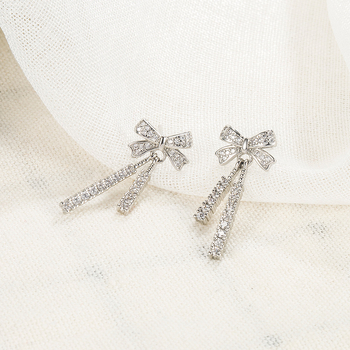 Naušnice s mašnicom i resicama, lagani luksuz stil, model 1305, ljeto 2022 (Materijal: Bakar; Model: 1305; Stil: Mašna; Sezona: Ljeto 2022; Kategorija: Naušnice)