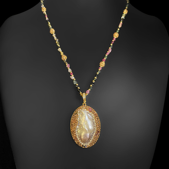 Ogrlica s prirodnim baroknim biserom, bakreni privjesak, Bi Xi lanac, elektroplatinirano 18K zlatom, težina 20 g