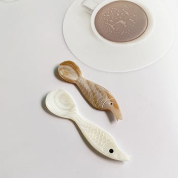 Lingură din cochilie de perlă, lucrată manual, gravată, suprafață lustruită, pentru uz casnic – amestec cafea și desert