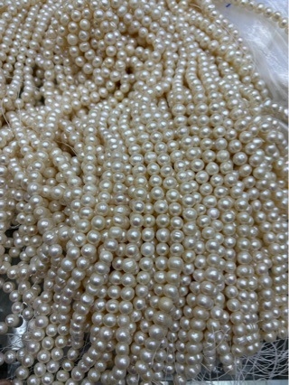 Perle de apă dulce, mărgele cu formă de cartof, fără nucleu; stil: Altul; clasificare perle: perle de apă dulce; tip produs: Altul