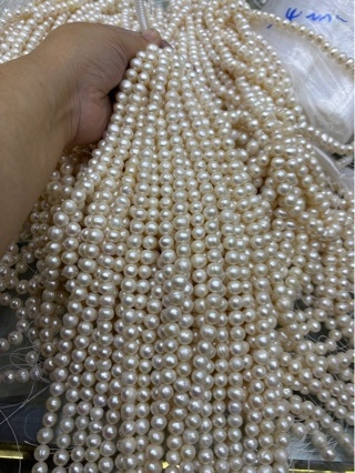 Perle de apă dulce, mărgele cu formă de cartof, fără nucleu; stil: Altul; clasificare perle: perle de apă dulce; tip produs: Altul