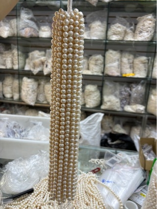 Perle de apă dulce, mărgele cu formă de cartof, fără nucleu; stil: Altul; clasificare perle: perle de apă dulce; tip produs: Altul