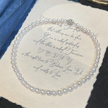 Kaklaraištis iš gėlavandenčių perlų arti apskritos formos, 925 sidabras, natūralus stilius, 2024 m. pavasaris