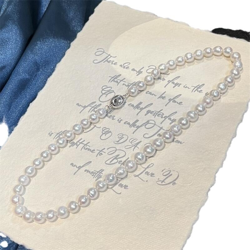 Kaklaraištis iš gėlavandenčių perlų arti apskritos formos, 925 sidabras, natūralus stilius, 2024 m. pavasaris