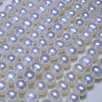 Κολιέ από φυσικά μαργαριτάρια γλυκού νερού, με μαργαριτάρια σε σχεδόν στρογγυλό σχήμα, ασημί λεπτομέρειες 925, απλό γυναικείο στυλ, ιδανικό δώρο για τη Γιορτή της μητέρας