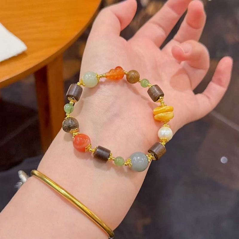 Brățară din agat roșu sudic cu mărgele | Design original pentru femei, formă geometrică