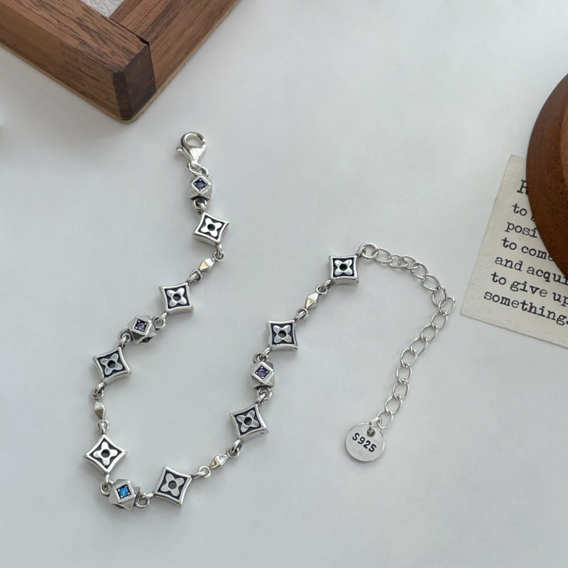 Narukvica od S925 srebra, dugini cirkon, kocka oblik, dvostrana, polirana površina