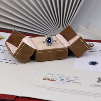 Yuhan Jewelry Пръстен от серия Принцеса със сапфир в стерлингово сребро, с инкрустирани камъни, модел R019