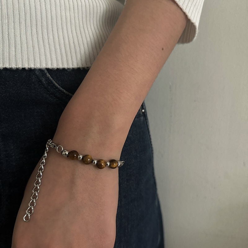 Mobius narukvica — minimalistički retro dizajn od nehrđajućeg čelika, ručna izrada, unisex, geometrijski stil (Nehrđajući čelik; Ručna izrada; Unisex; Geometrijski stil)
