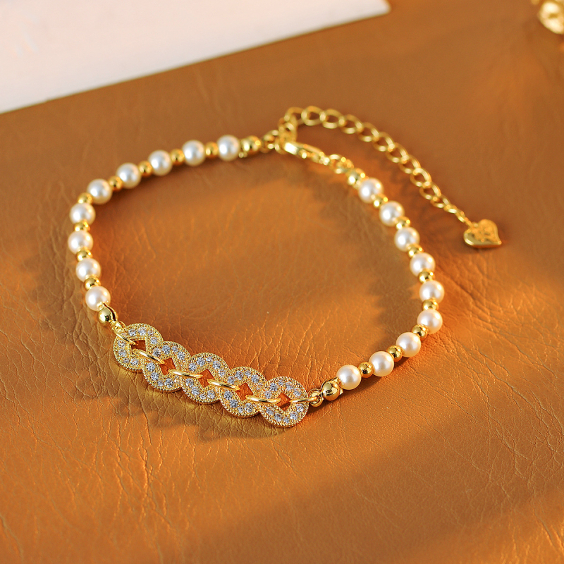 Brățară cu monedele celor cinci împărați — design geometric din cupru-plastic, electroplacare, primăvara 2025, stil Old Money, bijuterie de mână pentru femei.