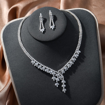 Colier cu piatră zircon, pandantiv în formă U, geometric, din aliaj placat electrochimic – bijuterii pentru femei