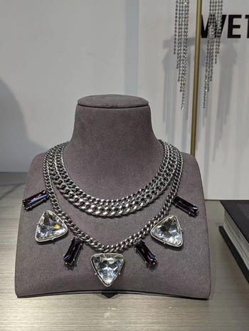 Unisex set: ogrlica i naušnice od legure, elektroplatirano, kristalni privjesci, geometrijski dizajn, stil hladnog vjetra